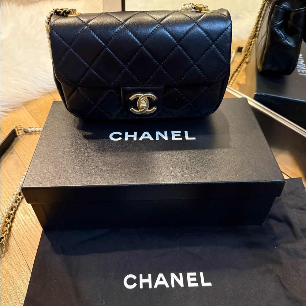 CHANEL Authentic 2021 Mini Crystal Pearls Chain Flap Shoulder Bag - Picture 17 of 17